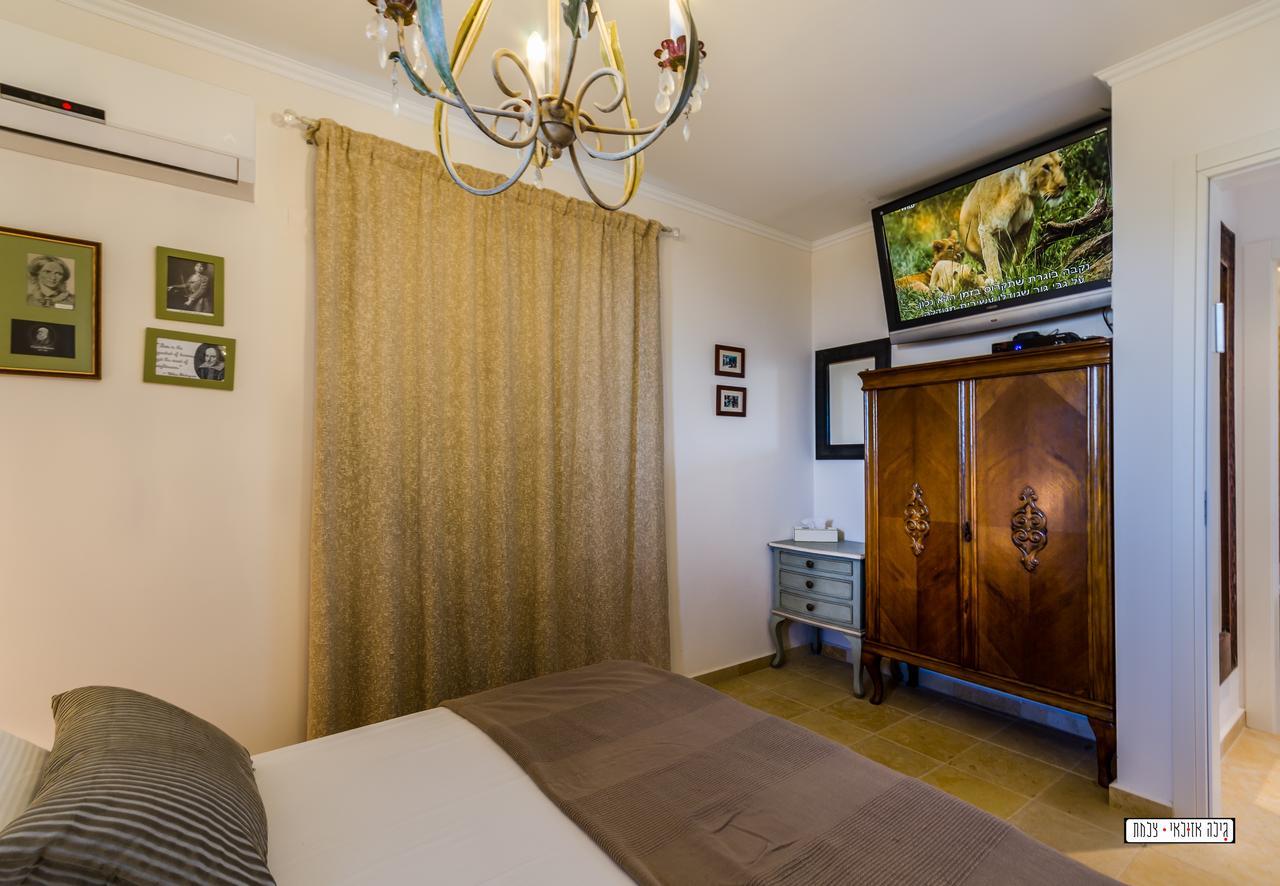 Naomi'S Villa Ros Pinna Kültér fotó