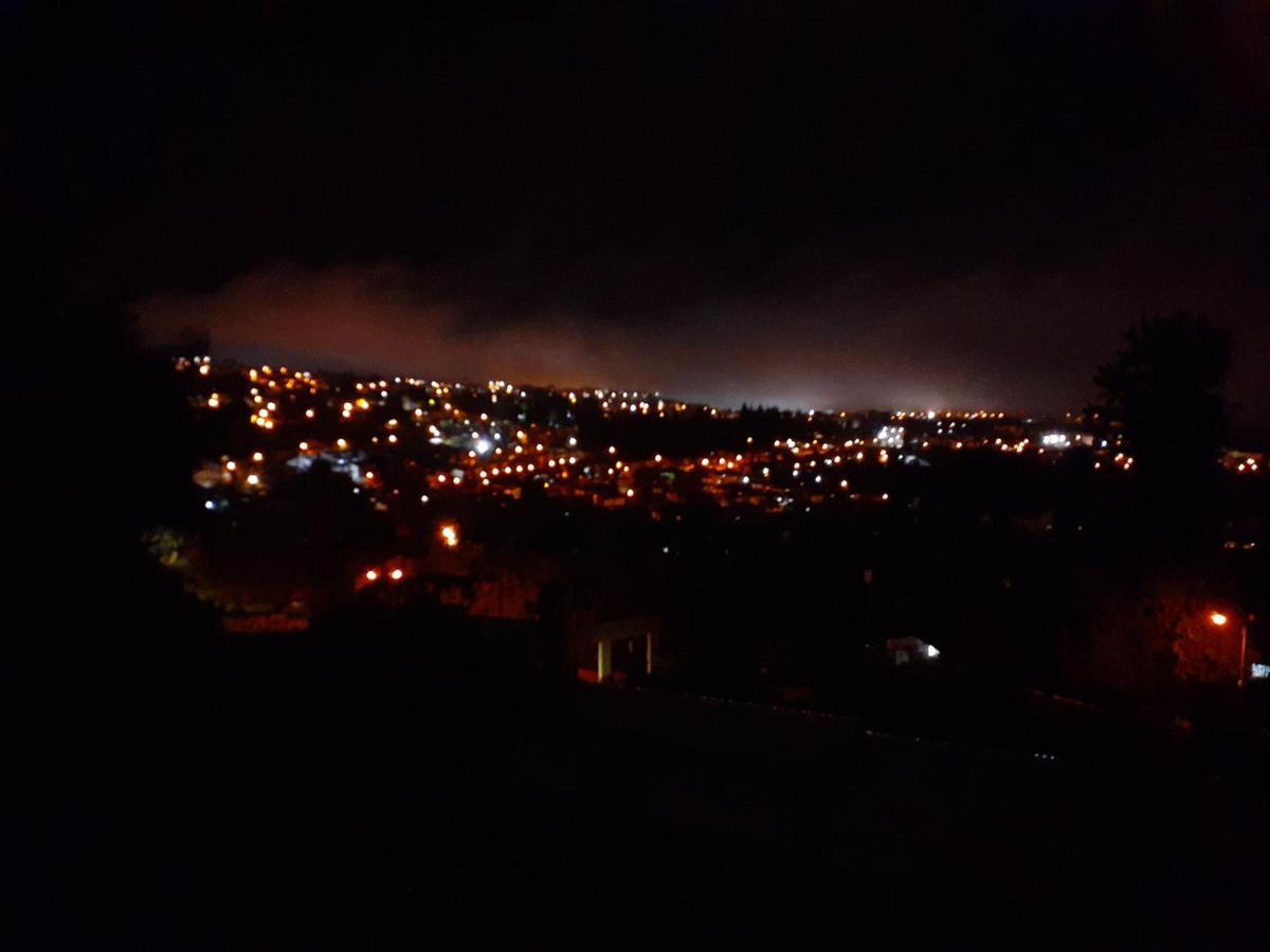 Naomi'S Villa Ros Pinna Kültér fotó