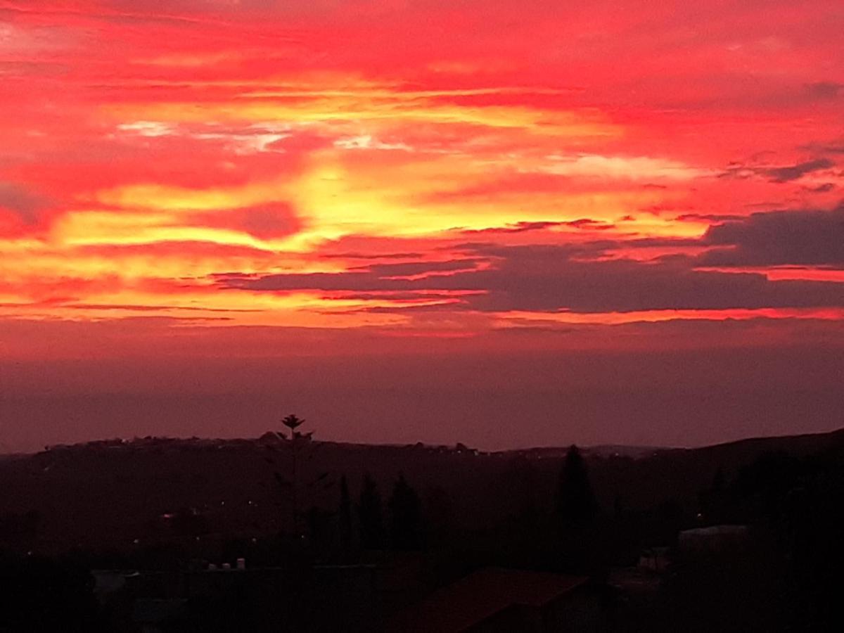 Naomi'S Villa Ros Pinna Kültér fotó