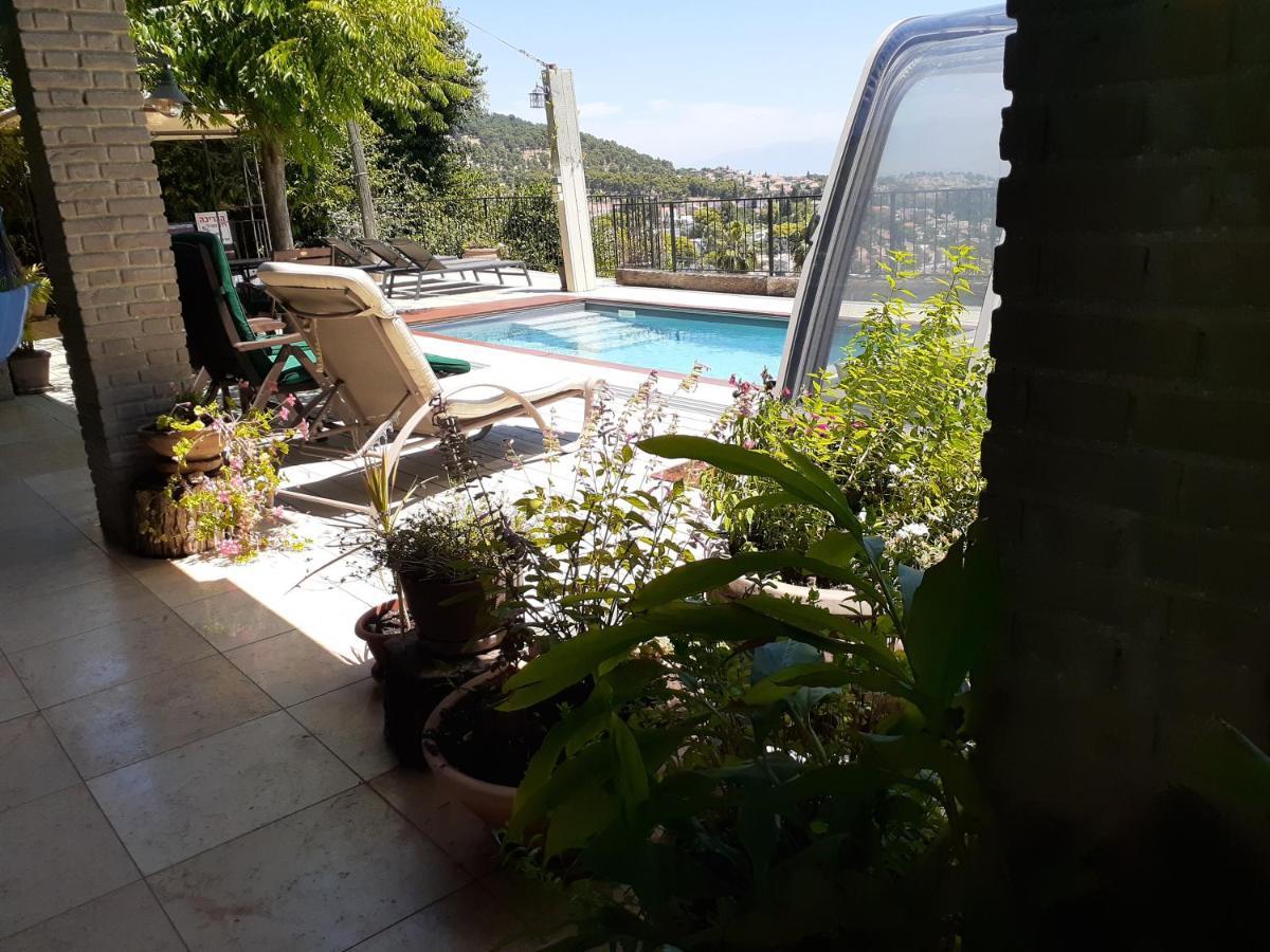 Naomi'S Villa Ros Pinna Kültér fotó