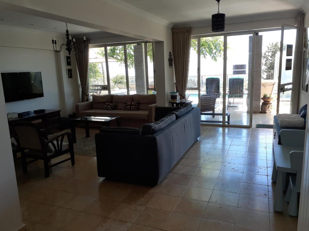 Naomi'S Villa Ros Pinna Kültér fotó