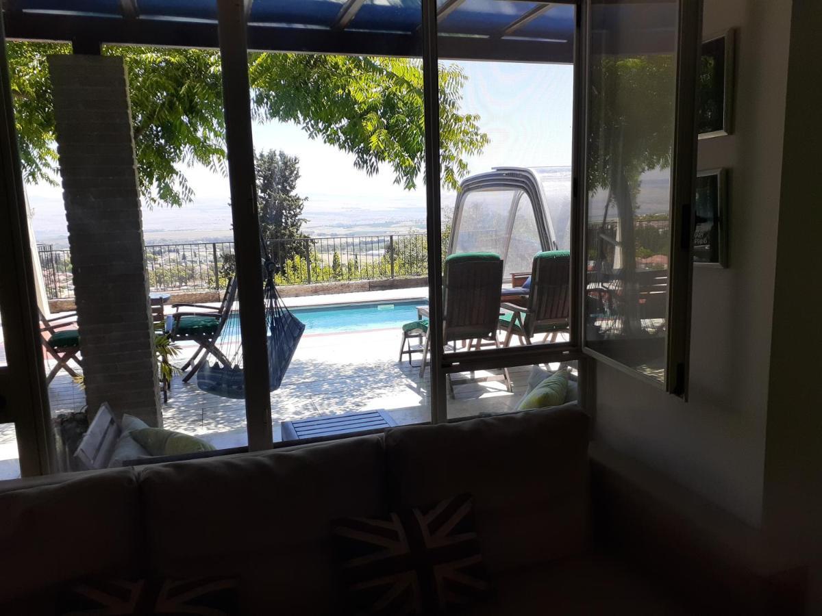 Naomi'S Villa Ros Pinna Kültér fotó